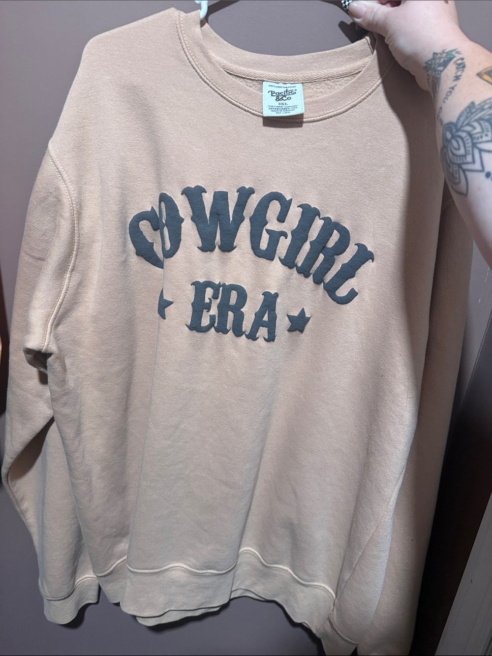 Cowgirl Era Graphic Crewneck Sweatshirt - Cream